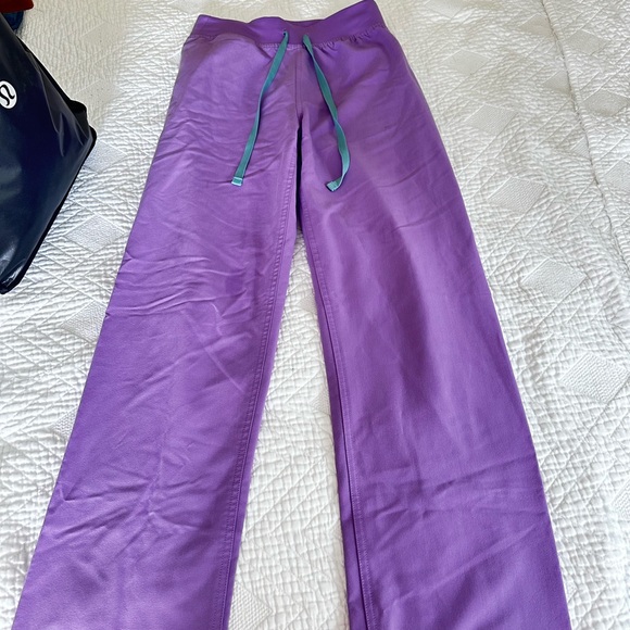High Waisted Livingston Pants Figs - Picture 2 of 2